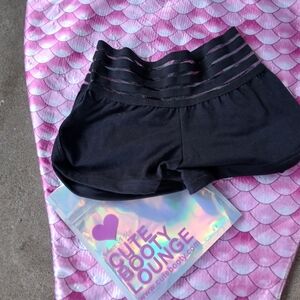 Cute Booty Lounge Black Women's Shorts